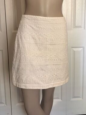 GAP Cream Lace Mini Skirt